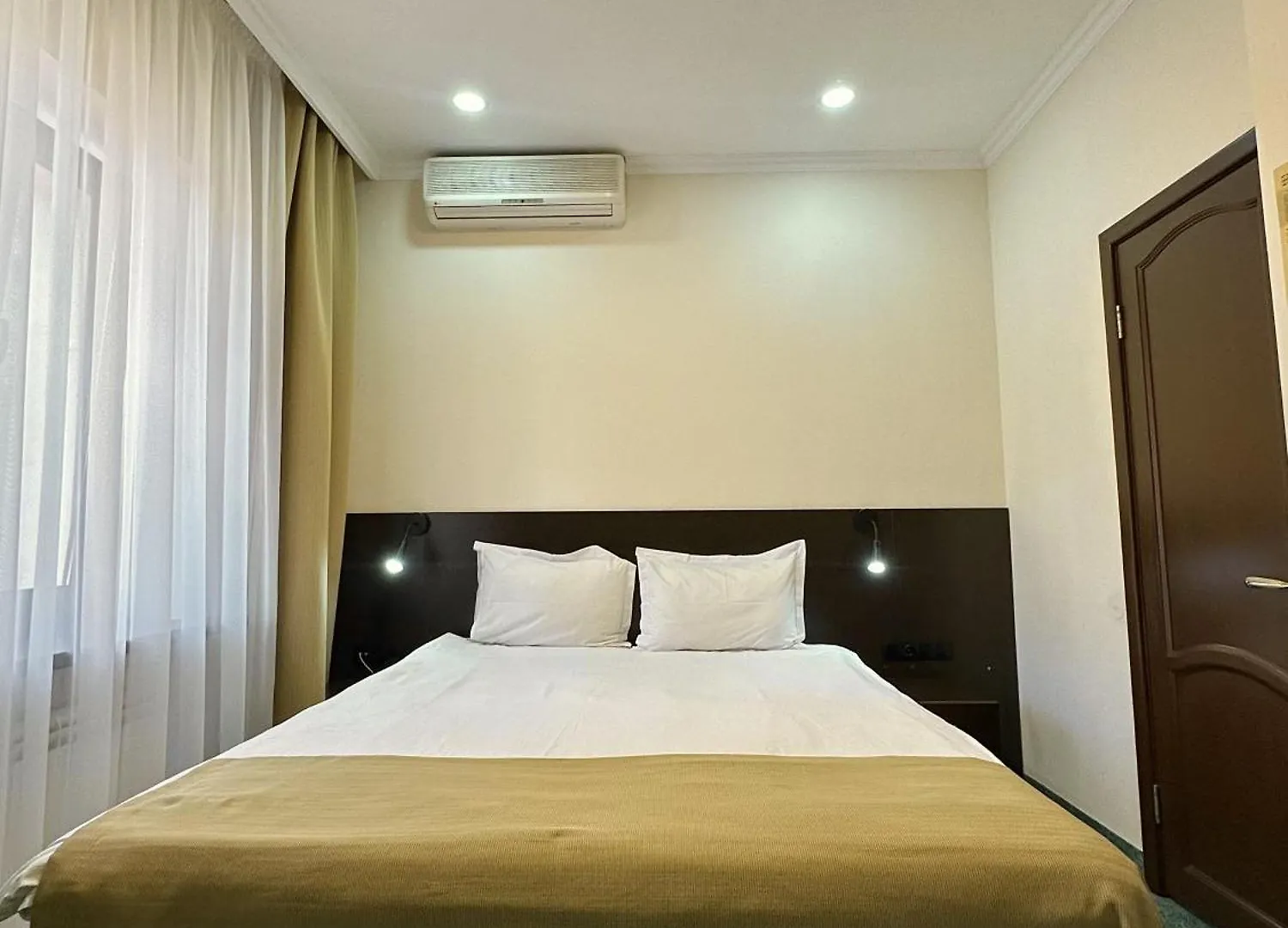 Hotel Alma Almaty
