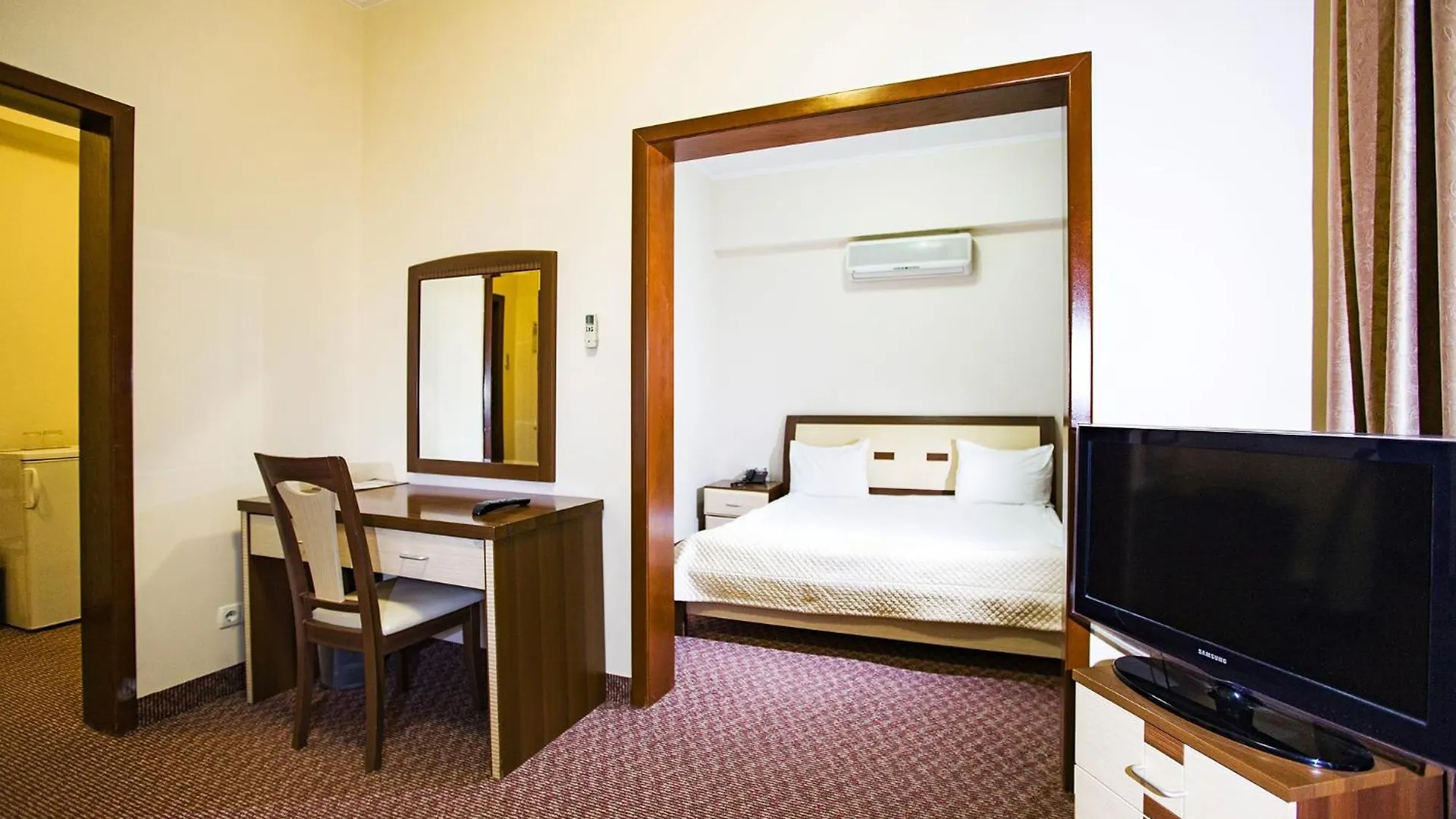 Hotel Alma